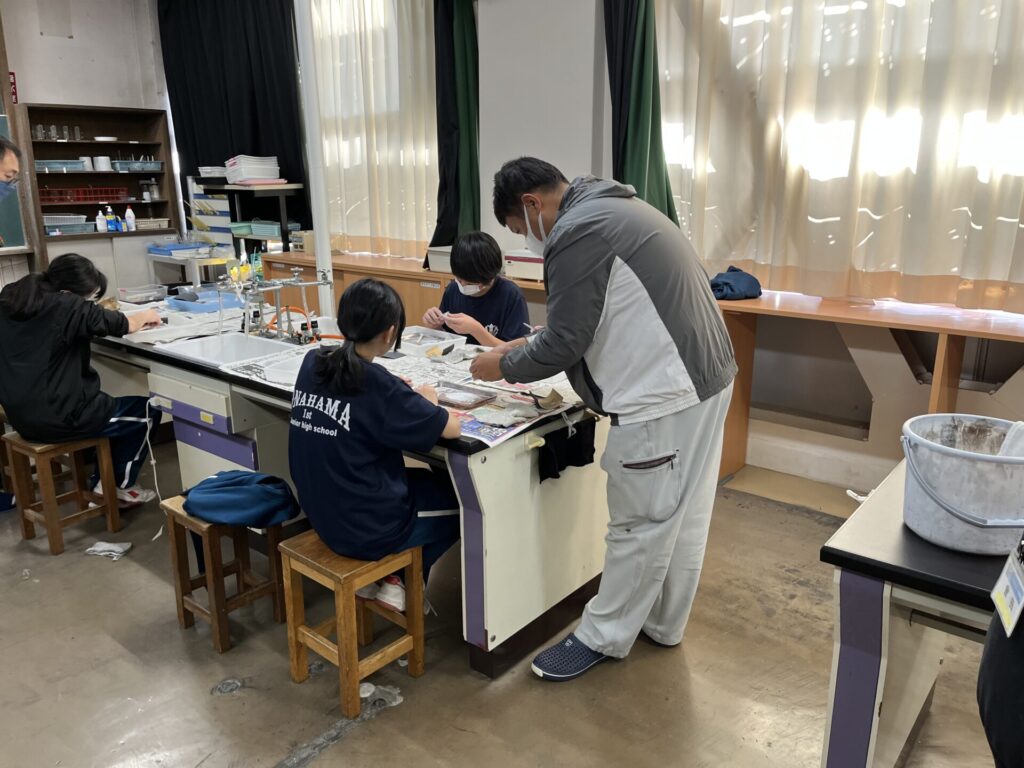 ものづくり体験講座 勾玉づくり 小名浜第一中学校
